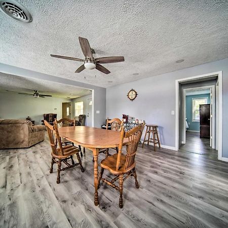 Spacious Geneva House Less Than 5 Mi To The Strip! Buitenkant foto