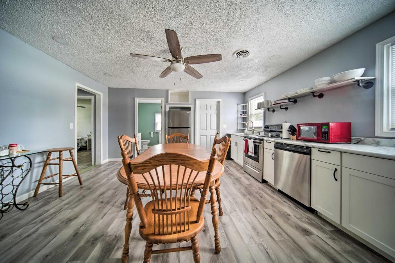 Spacious Geneva House Less Than 5 Mi To The Strip! Buitenkant foto