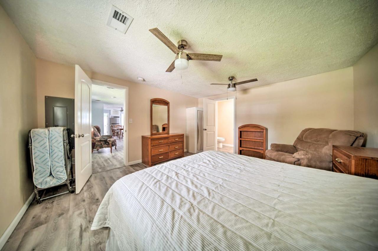 Spacious Geneva House Less Than 5 Mi To The Strip! Buitenkant foto