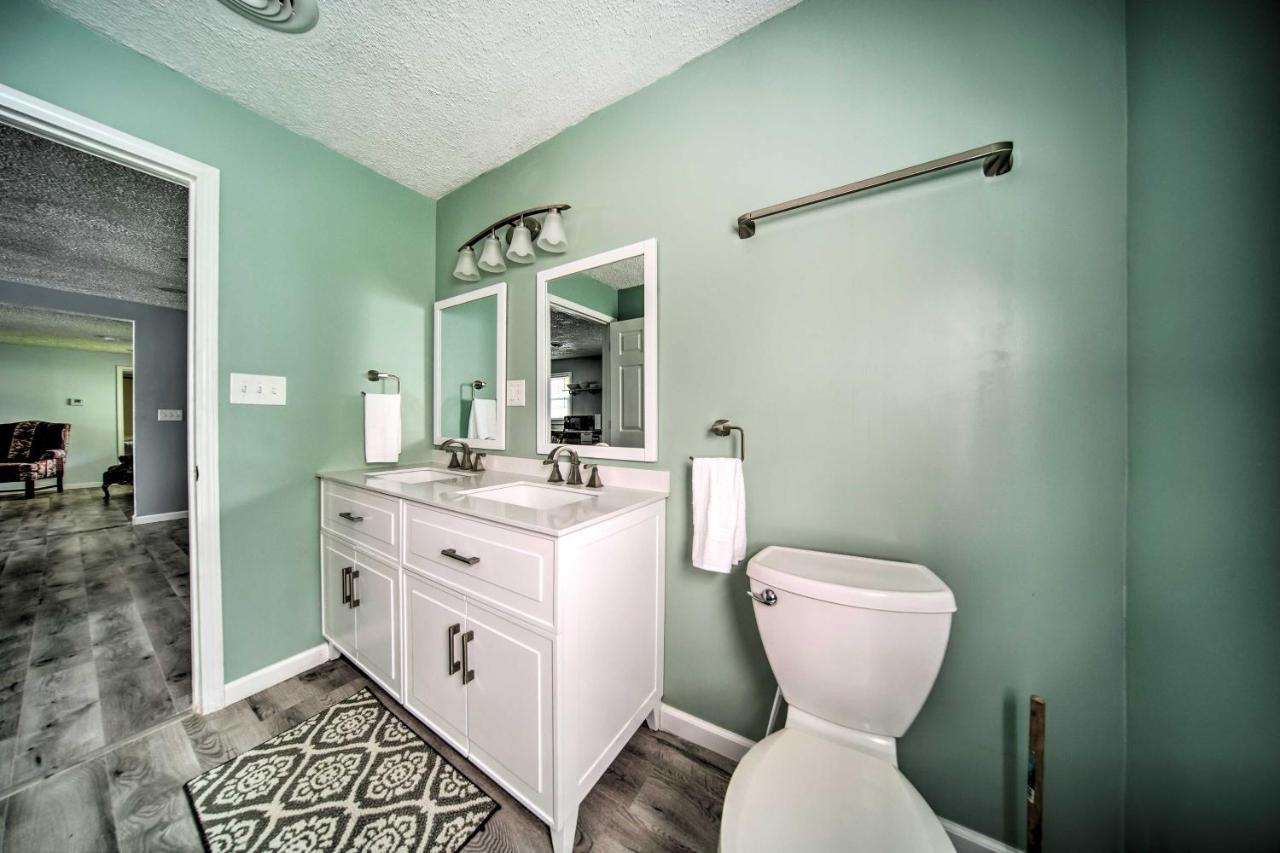 Spacious Geneva House Less Than 5 Mi To The Strip! Buitenkant foto
