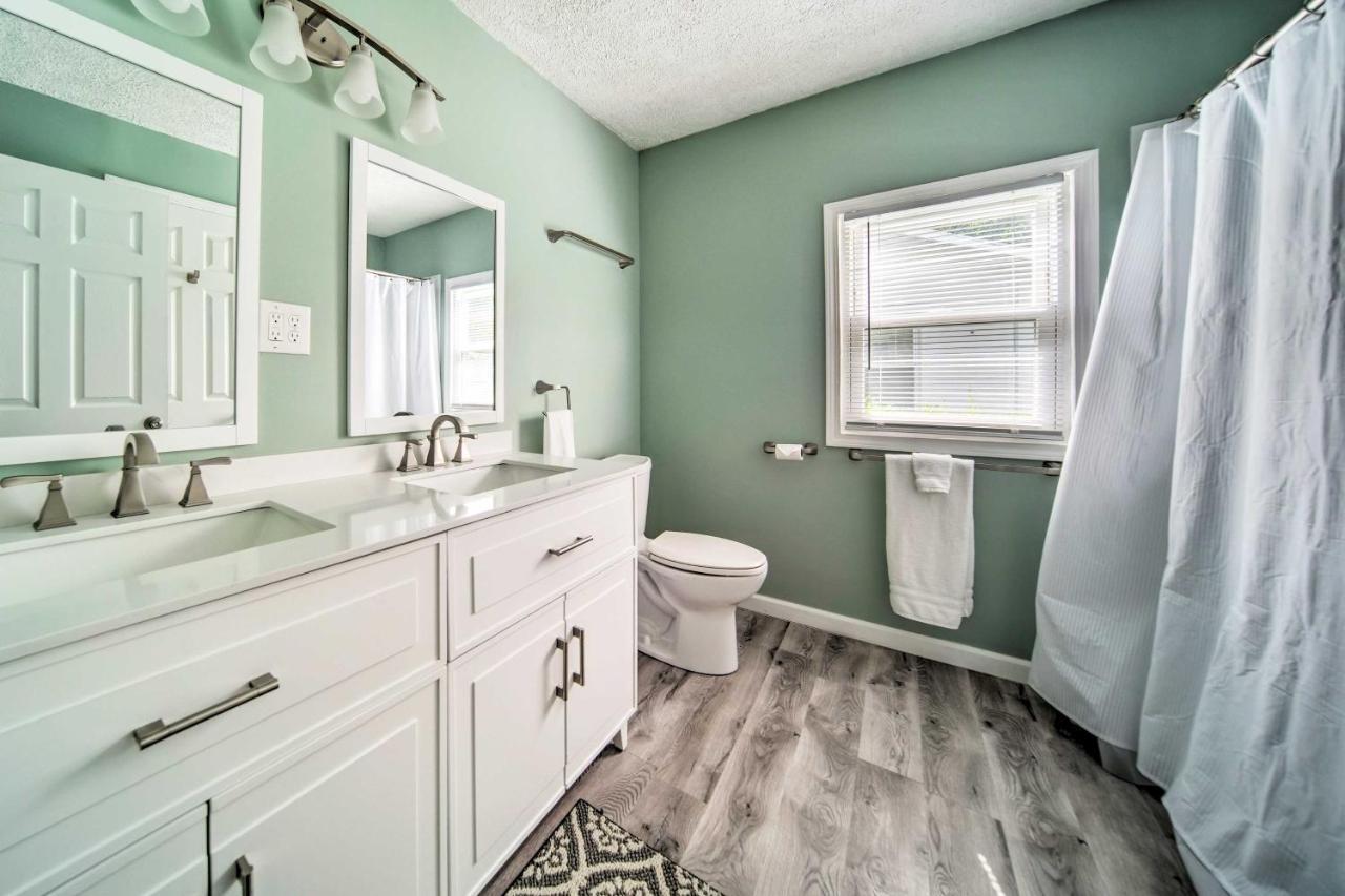 Spacious Geneva House Less Than 5 Mi To The Strip! Buitenkant foto