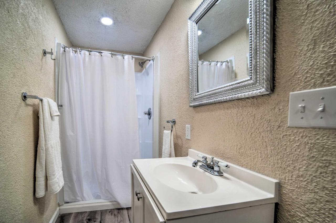 Spacious Geneva House Less Than 5 Mi To The Strip! Buitenkant foto