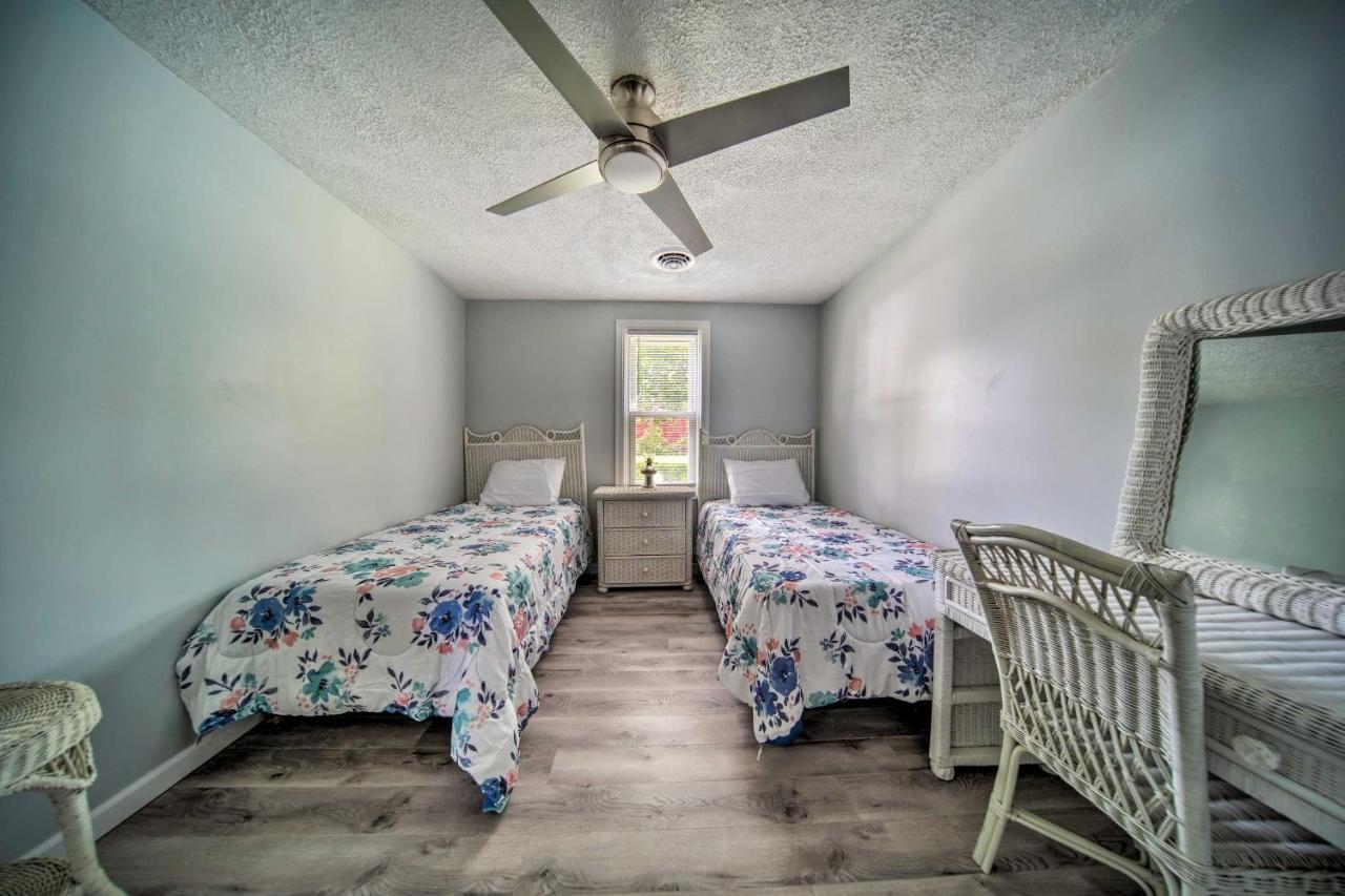 Spacious Geneva House Less Than 5 Mi To The Strip! Buitenkant foto
