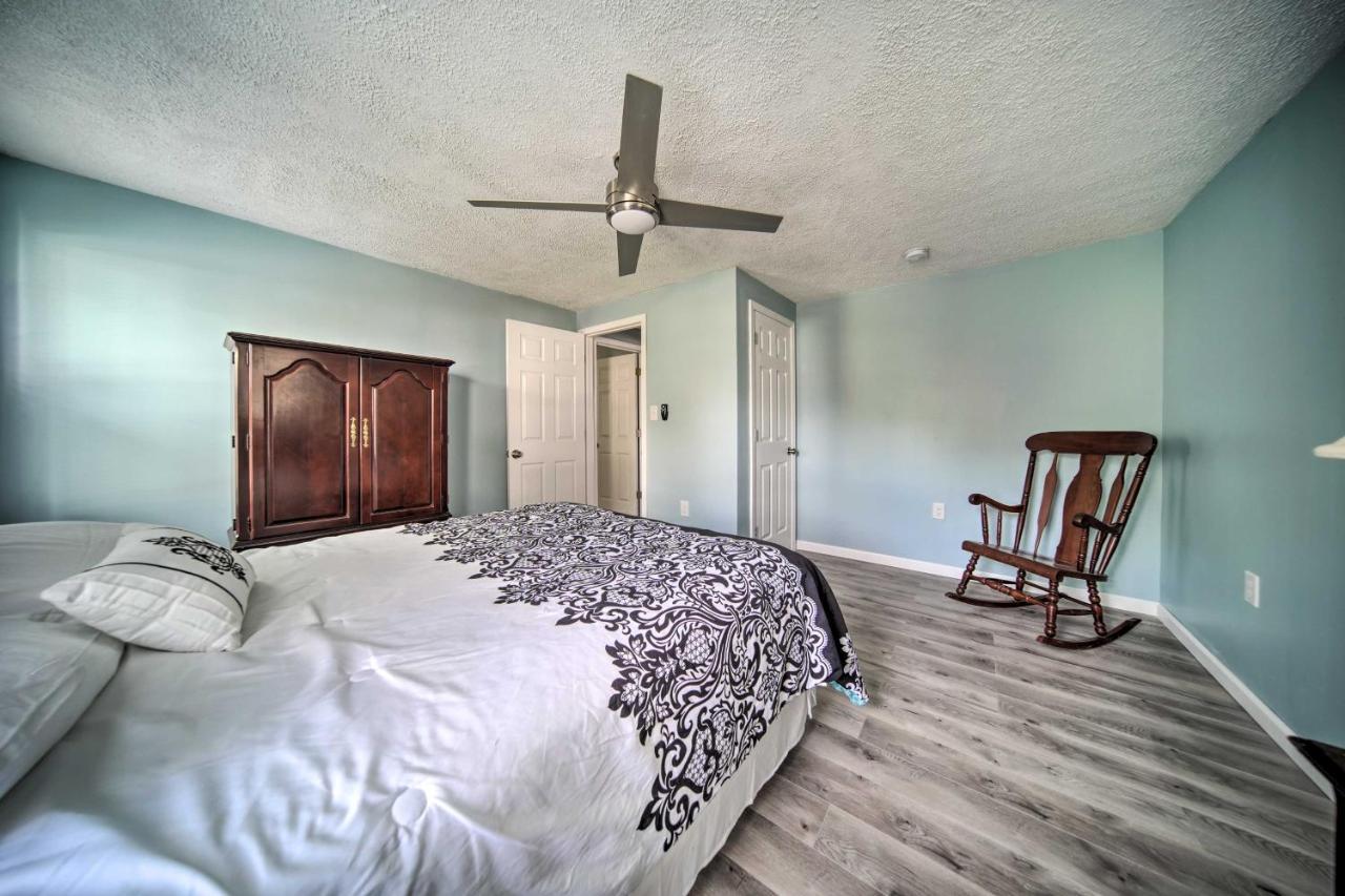 Spacious Geneva House Less Than 5 Mi To The Strip! Buitenkant foto